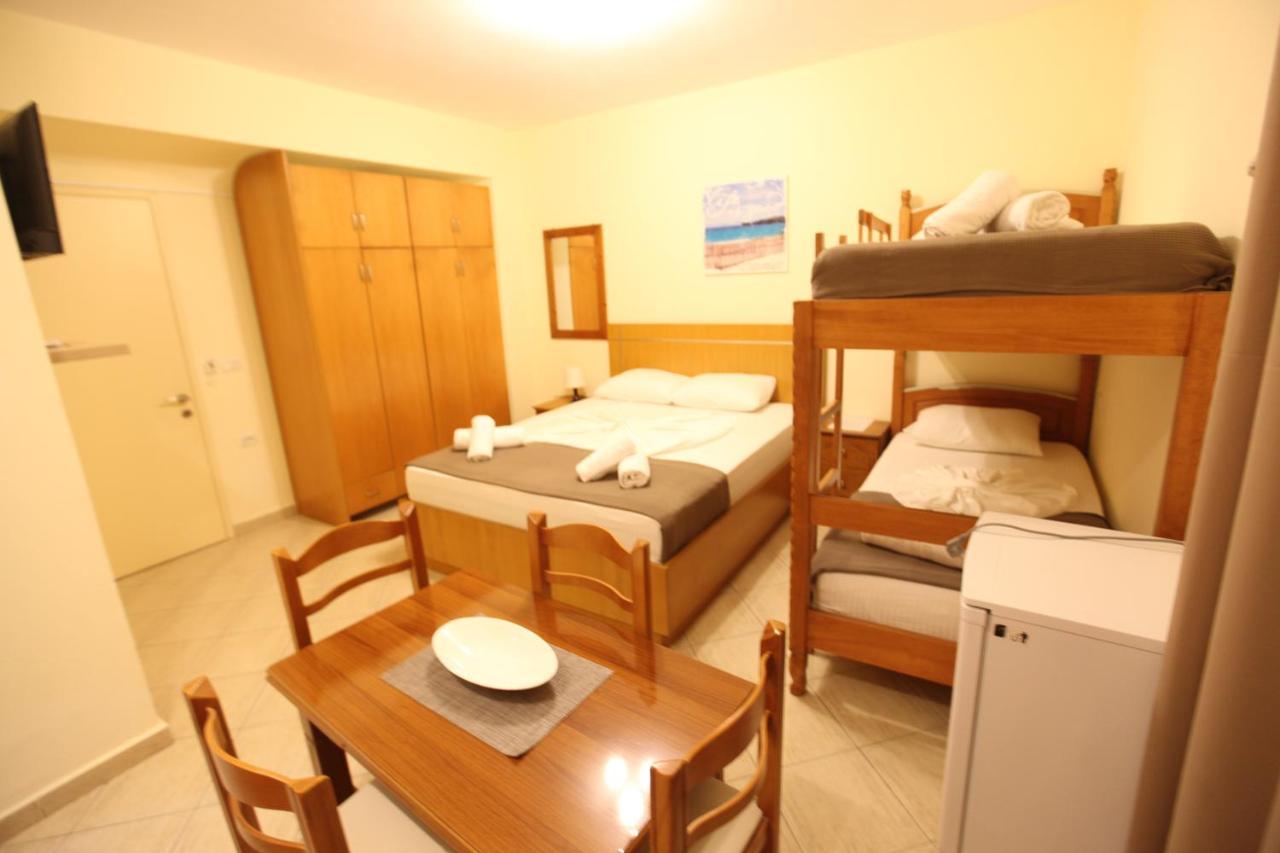 Hotel Prishtina ساراندا المظهر الخارجي الصورة