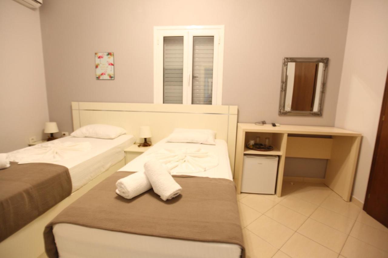 Hotel Prishtina ساراندا المظهر الخارجي الصورة