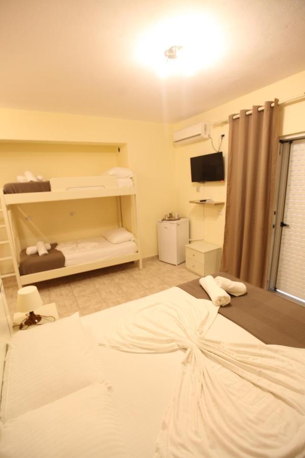 Hotel Prishtina ساراندا المظهر الخارجي الصورة
