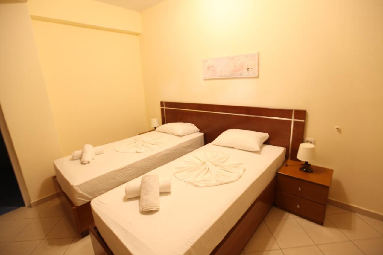Hotel Prishtina ساراندا المظهر الخارجي الصورة