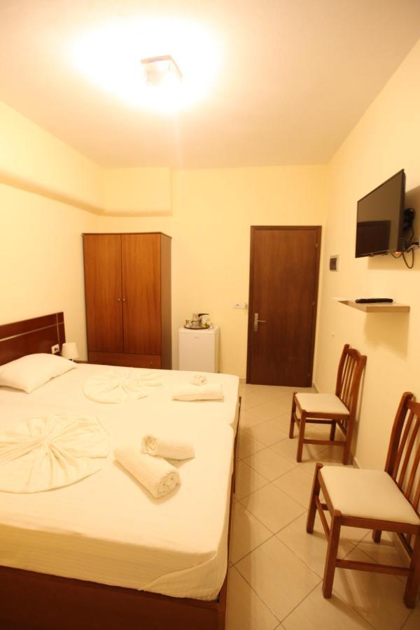 Hotel Prishtina ساراندا المظهر الخارجي الصورة