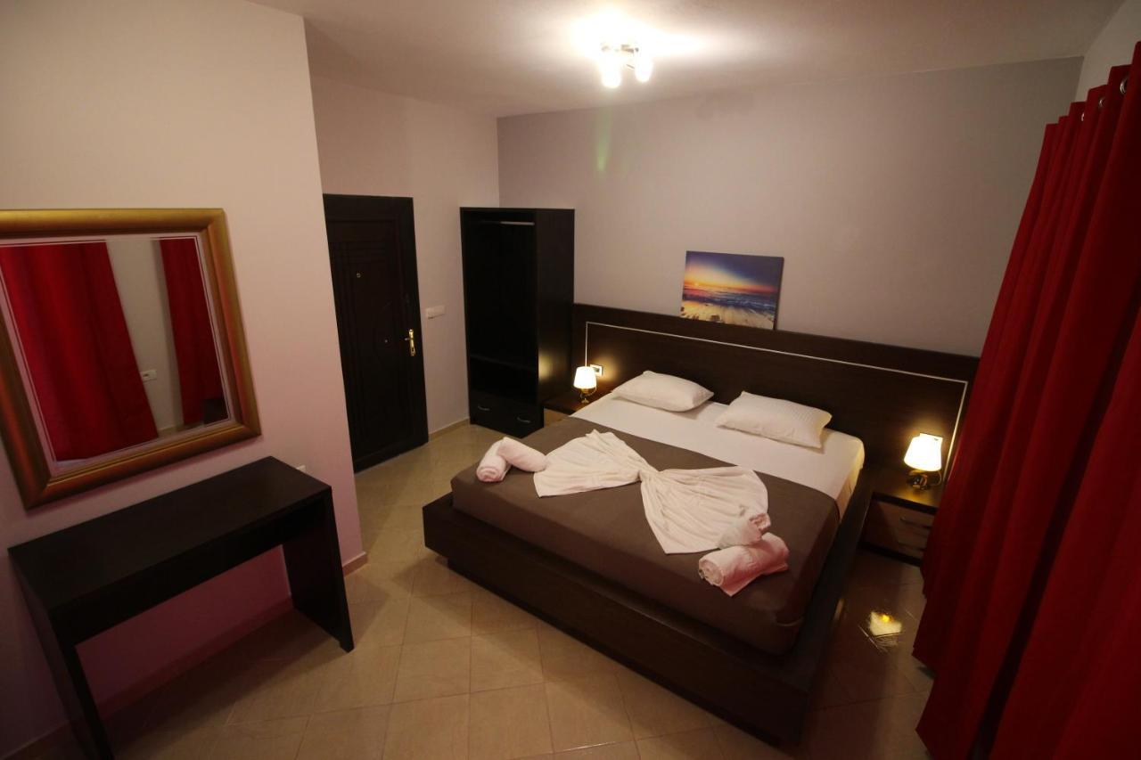 Hotel Prishtina ساراندا المظهر الخارجي الصورة