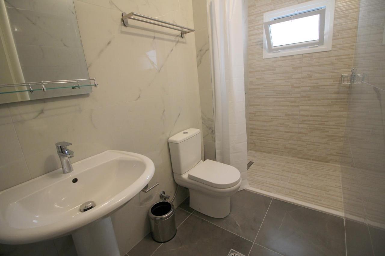 Hotel Prishtina ساراندا المظهر الخارجي الصورة