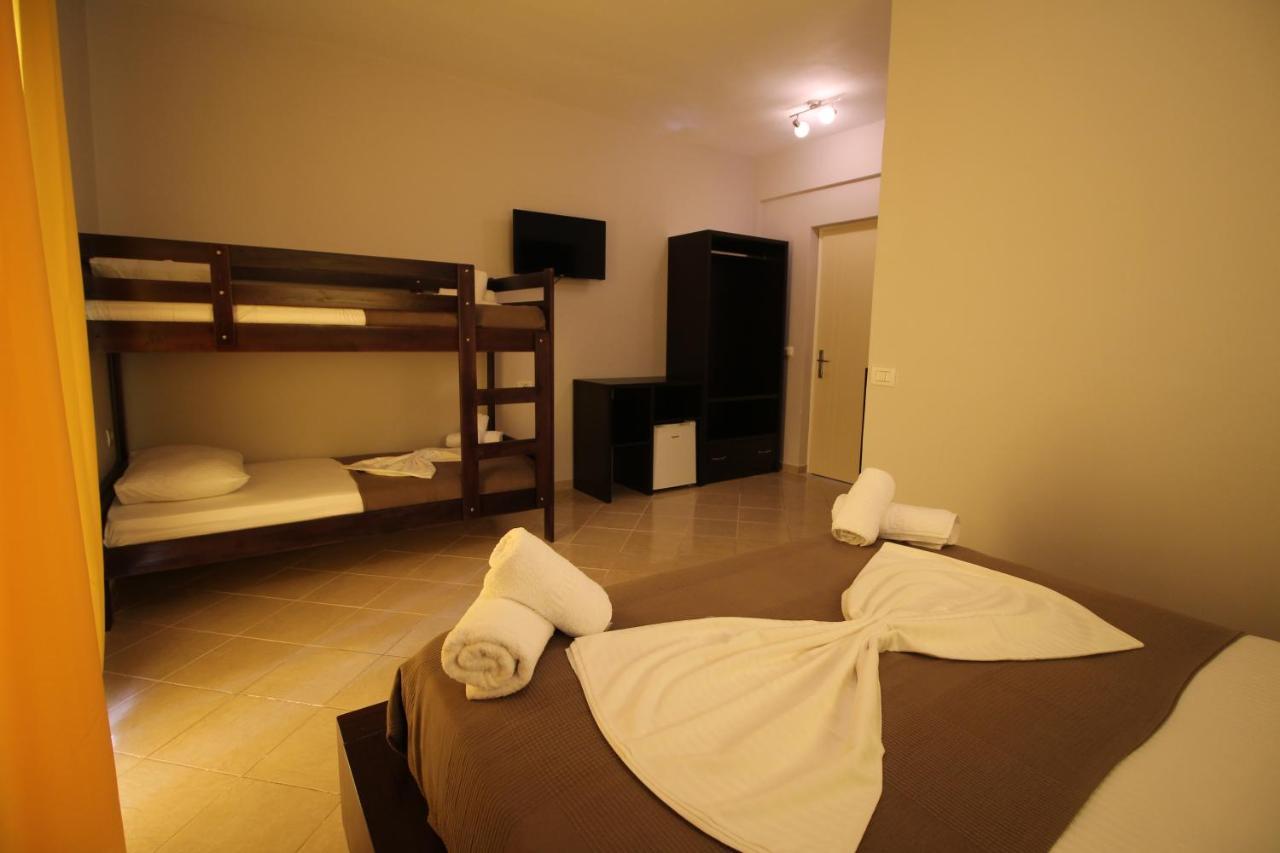 Hotel Prishtina ساراندا المظهر الخارجي الصورة