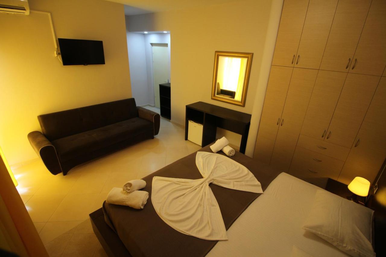 Hotel Prishtina ساراندا المظهر الخارجي الصورة